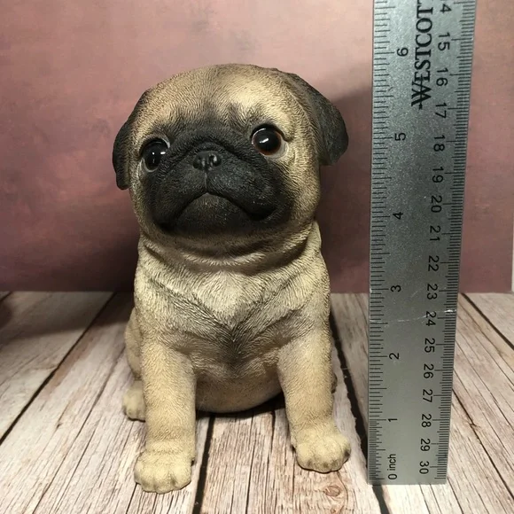 🐾 Pug Figurine - Picture 6 of 6